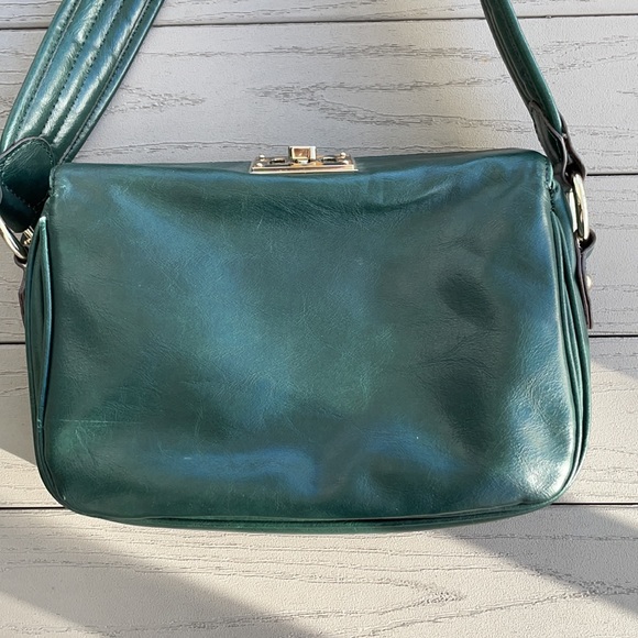 SOLD ON VINTED | Vintage Liz Claiborne Forest Green Shoulder Bag - Picture 7 of 15